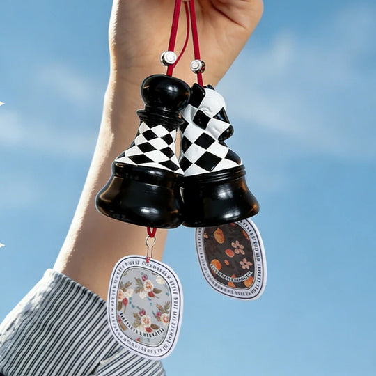 Accessoire Voiture Porte-Parfum Design Damier pour Rétroviseur 3