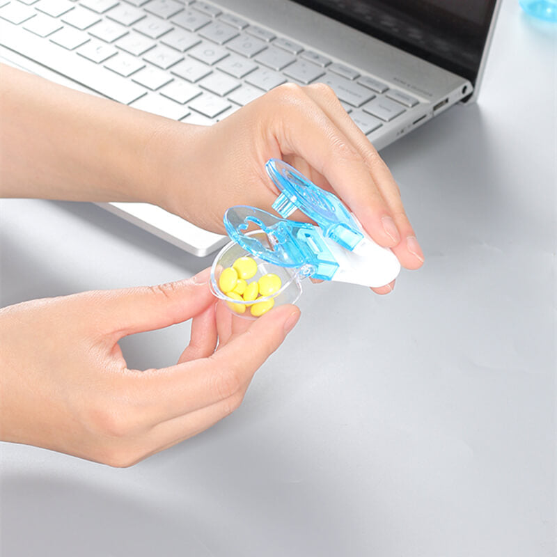 Accessoire de Médicaments Pratique pour Voyage Compact et Fonctionnel 3