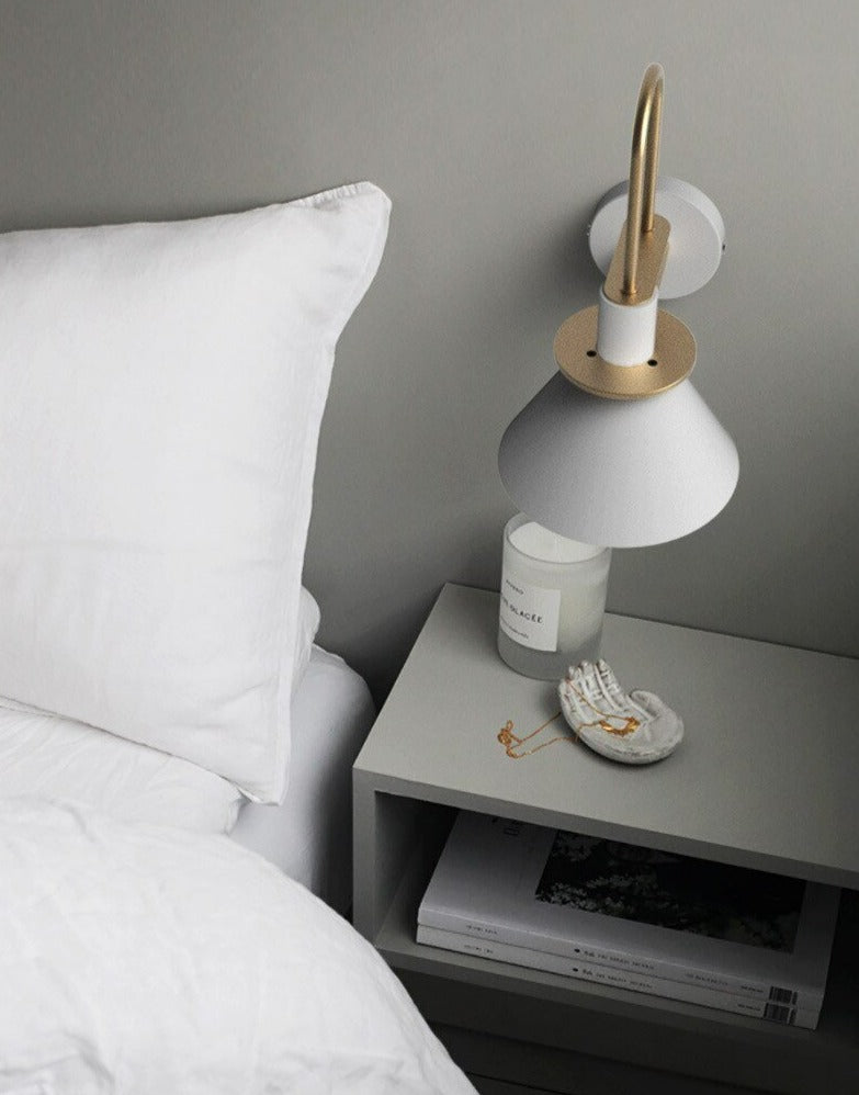 Applique Murale Design Moderne avec Accents Dorés pour Salle de Bain ou Chambre 5