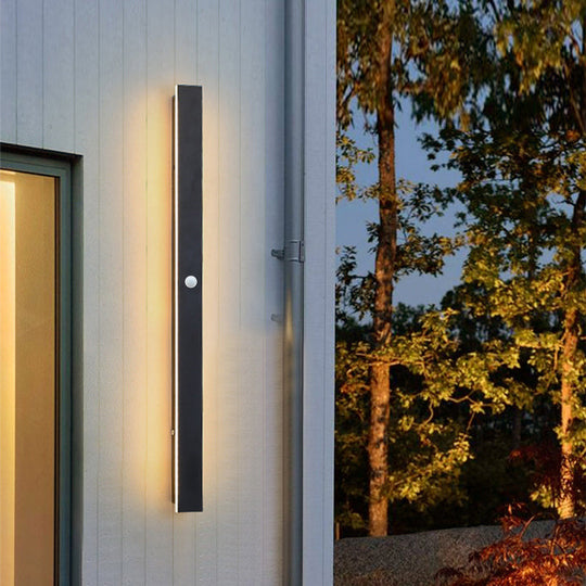Applique Murale LED Moderne en Métal Noir 11