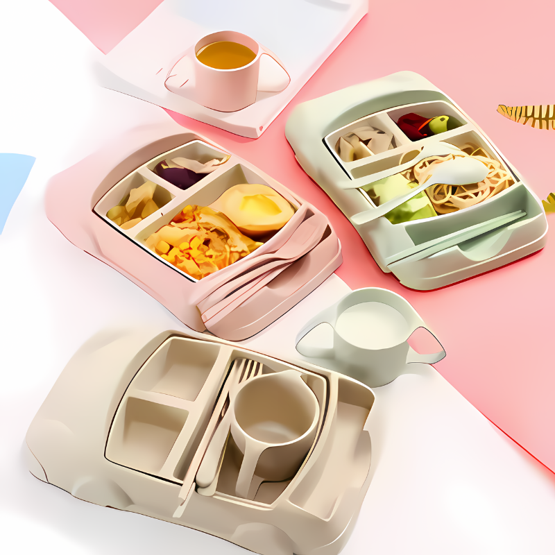 Assiette pour Enfants en Forme de Voiture Amusante avec Compartiments Séparés 2