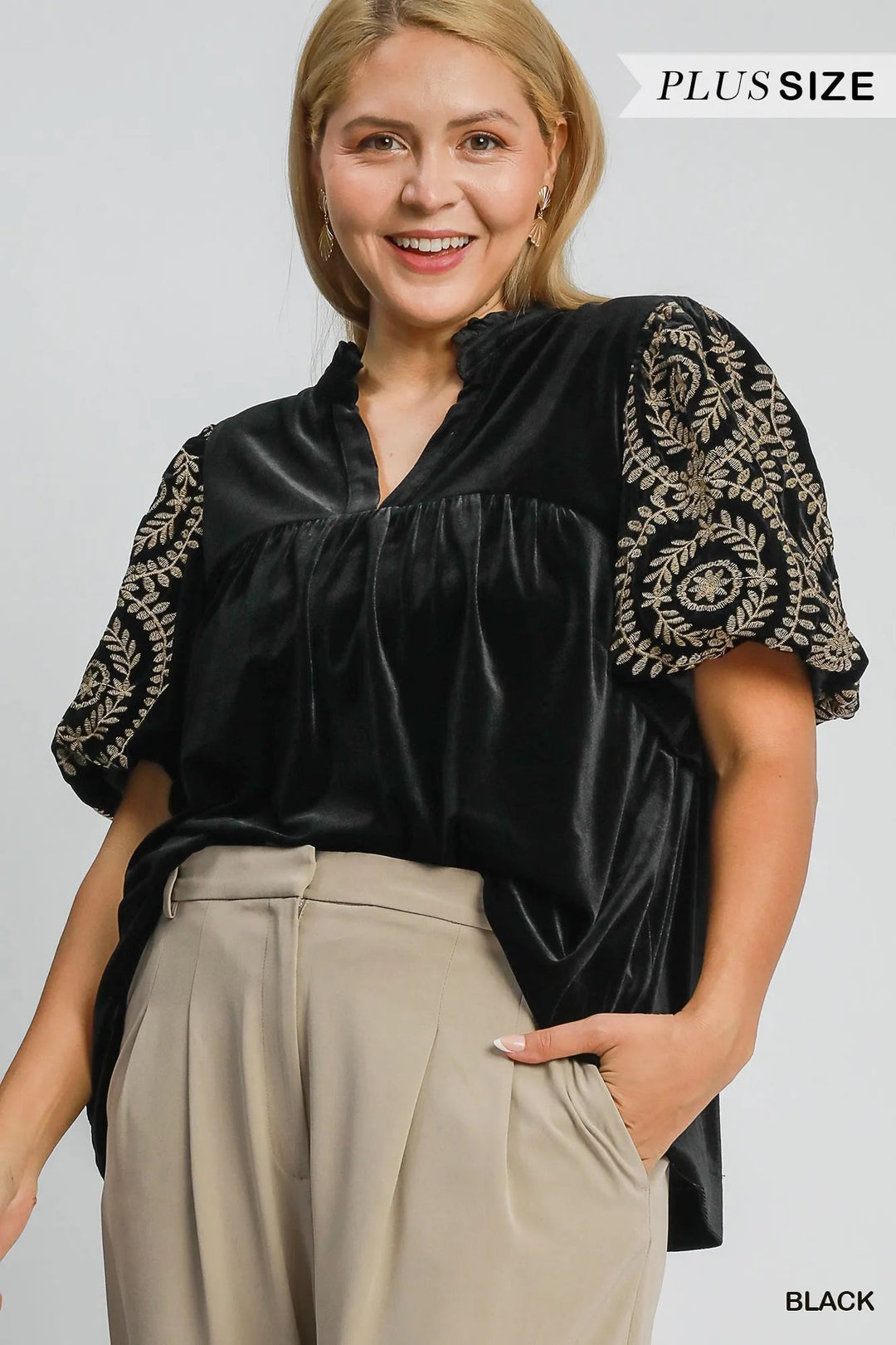 Blouse en Velours à Manches Brodées pour Femmes 5