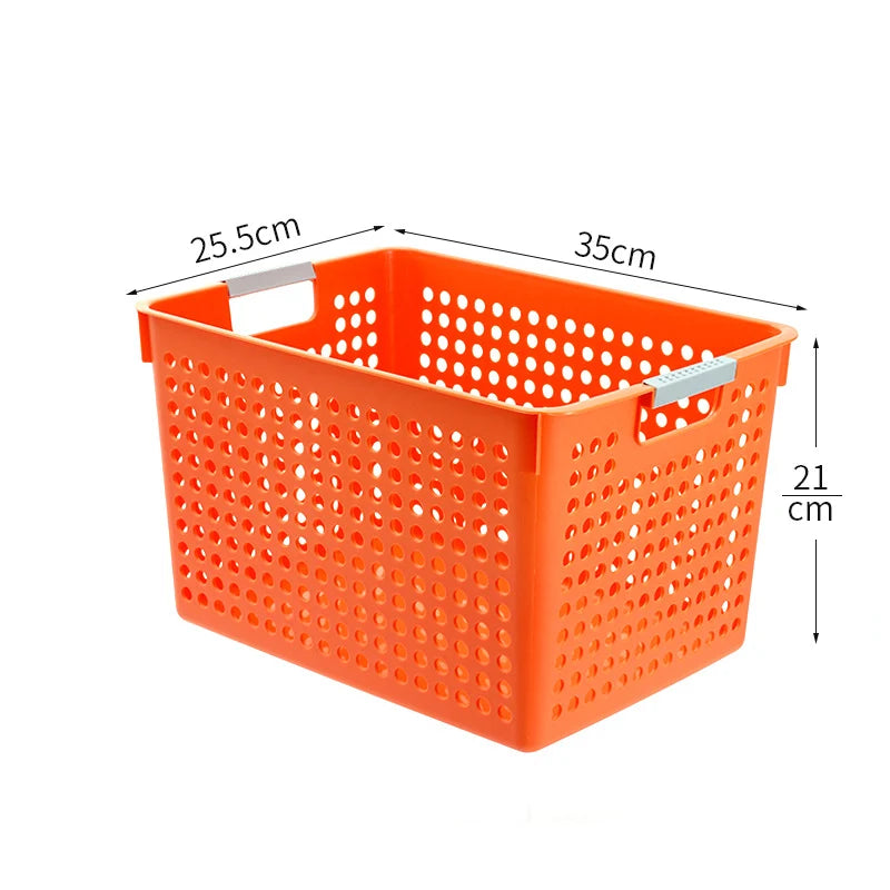 Boîte de rangement plate avec parois perforées et poignées ergonomiques 31
