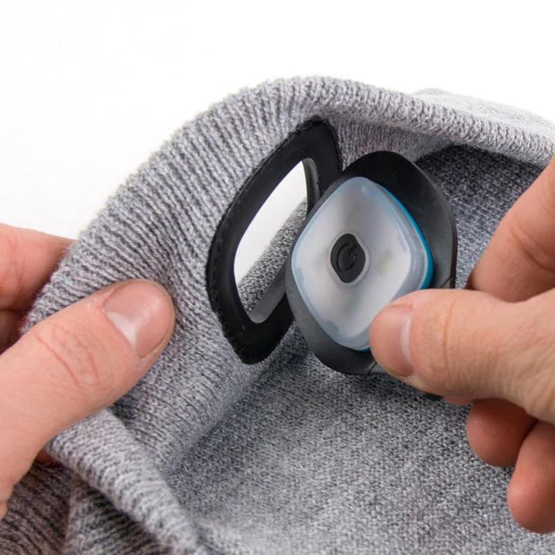 Bonnet LED Amovible pour Homme et Femme 4