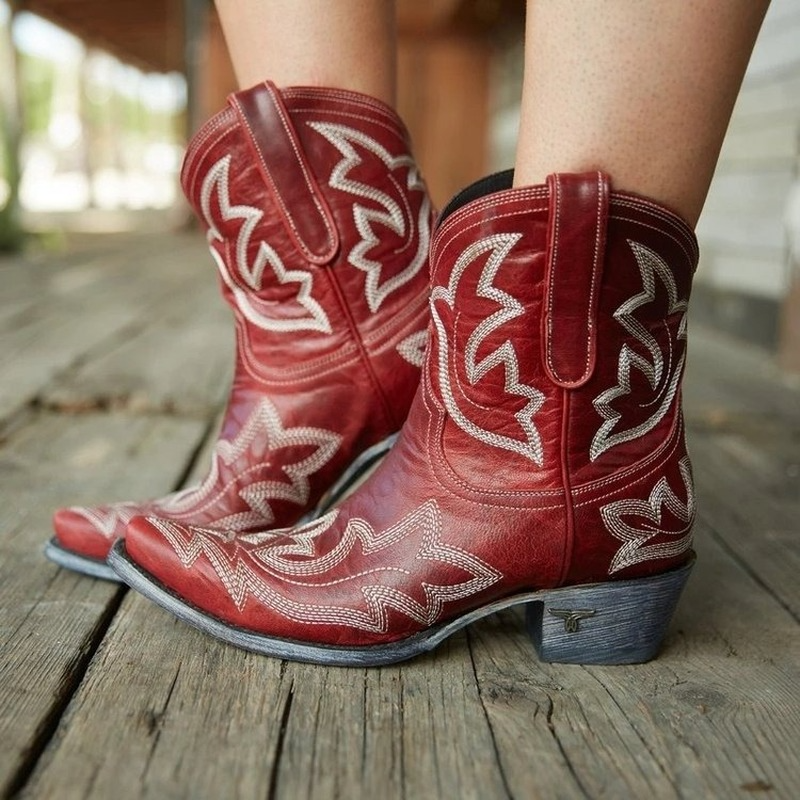 Bottines Cowboy Mi-Montantes Brodées pour Femmes 4