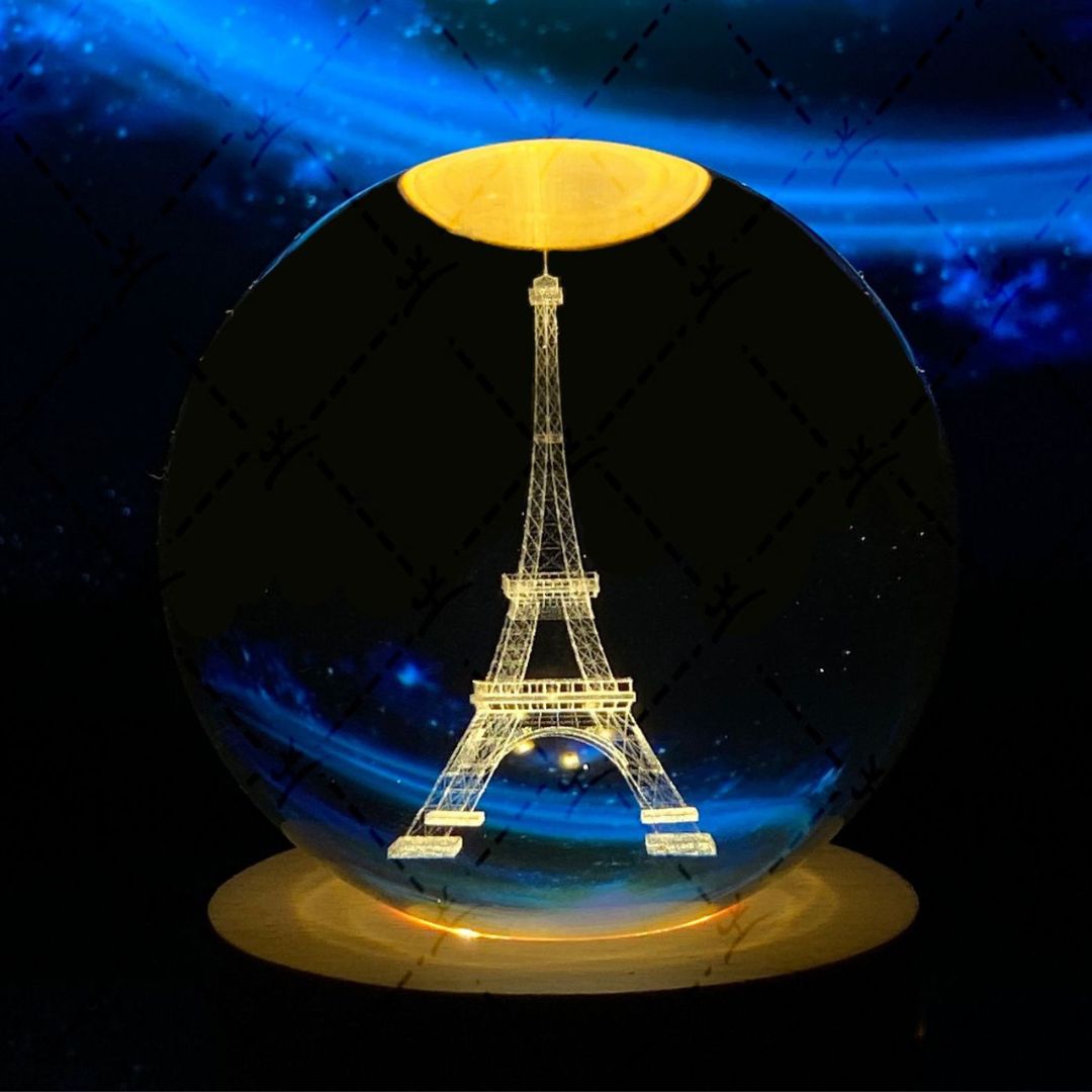 Boule de Cristal Lumineuse en Forme de Lune 26