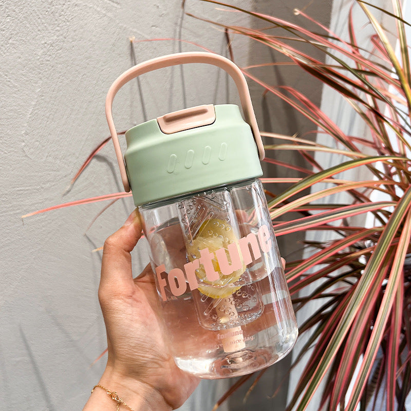 Bouteille d'eau Femme avec Infuseur à Fruits 1