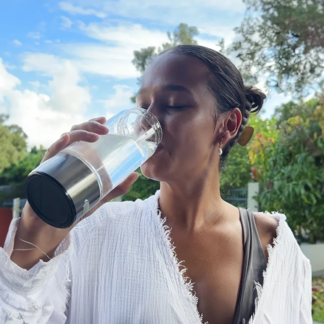 Bouteille d'eau innovante pour une hydratation optimale 2