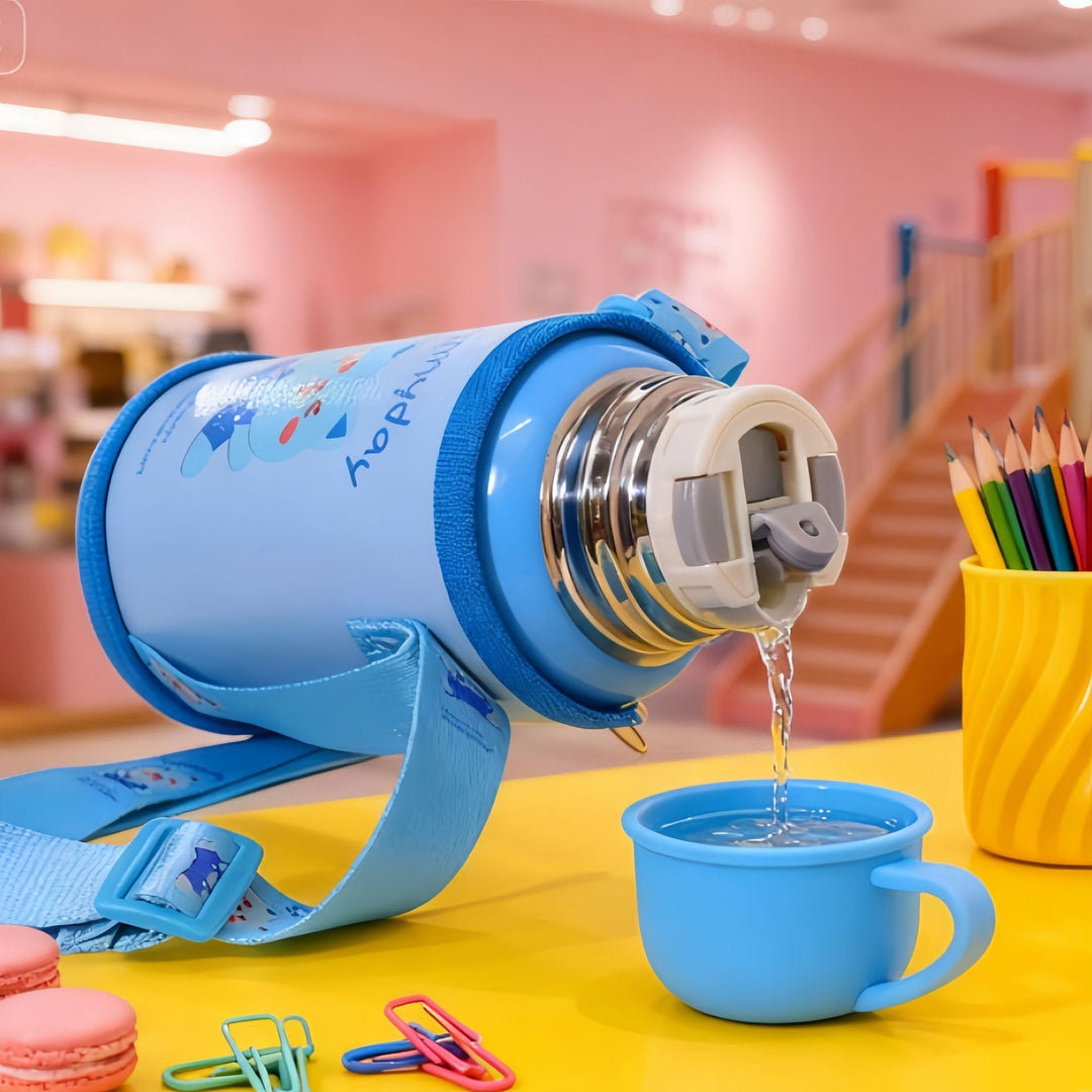 Bouteille d'eau portable pour femmes au design pratique 2