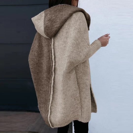 Cardigan à Capuche Oversized en Laine pour Femme 1