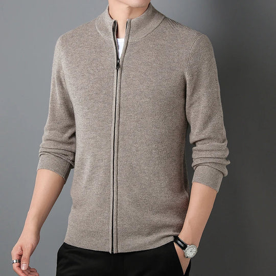 Cardigan zippé pour homme en laine 1