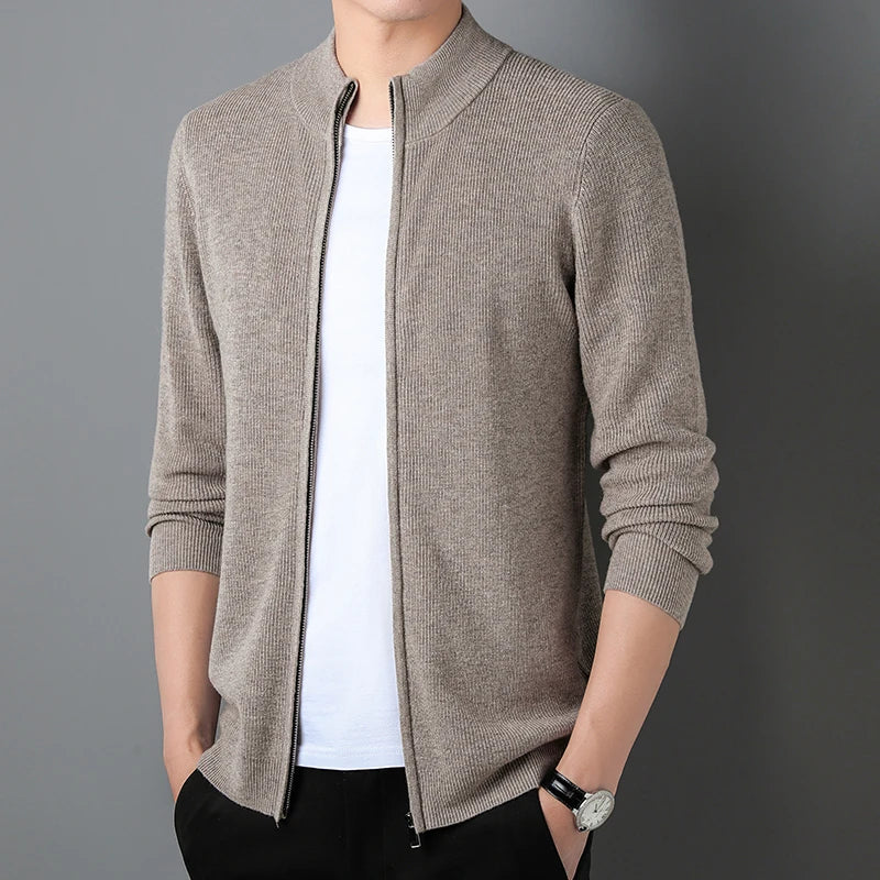 Cardigan zippé pour homme en laine 4