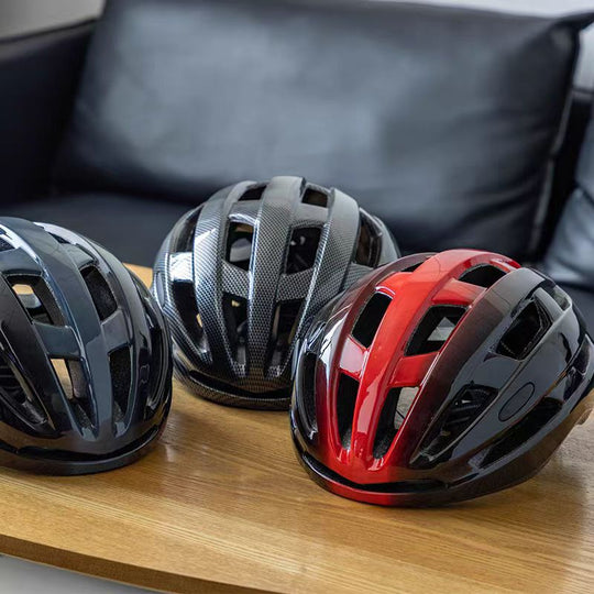 Casque de cyclisme léger ventilé avec ajustement réglable pour homme 2