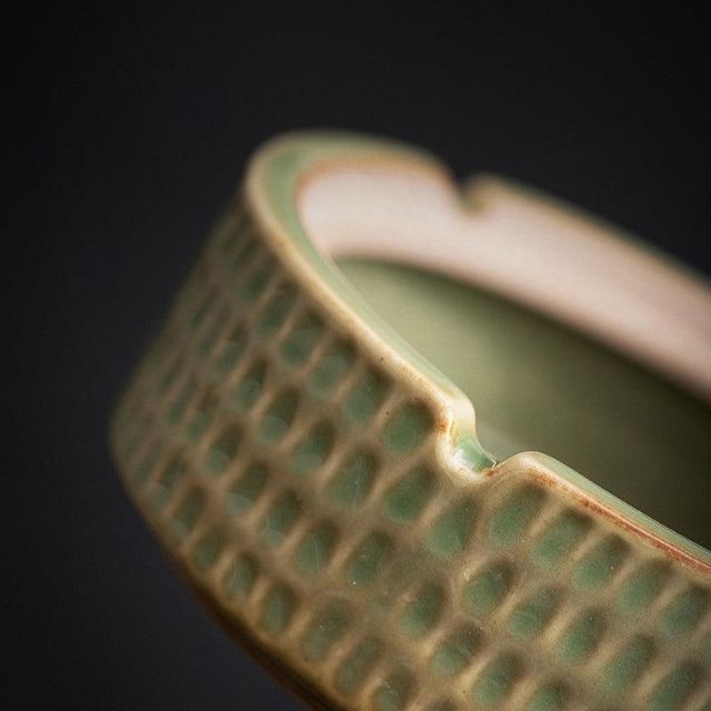 Cendrier Rétro avec Couvercle en Céramique 8