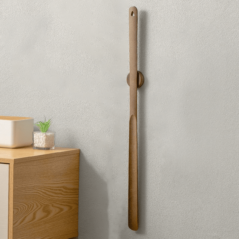 Chausse-pied Long en Bois pour un Enfilage Facile 1