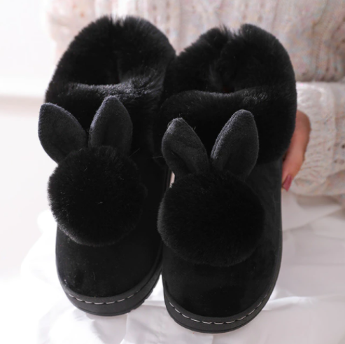 Chaussons Femme Amusants en Forme de Lapin 1
