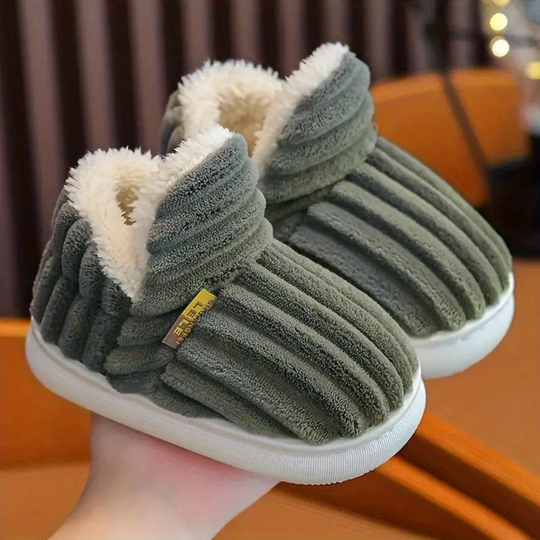 Chaussons Unisexes Confortables en Velours 4