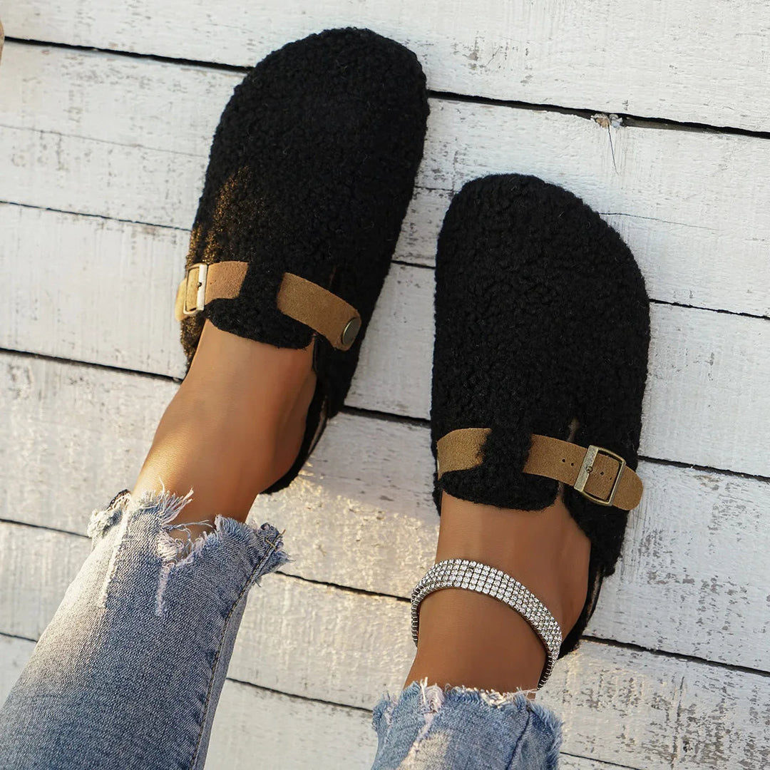 Chaussons pour Femmes avec Détail de Boucle et Confort Douillet 2