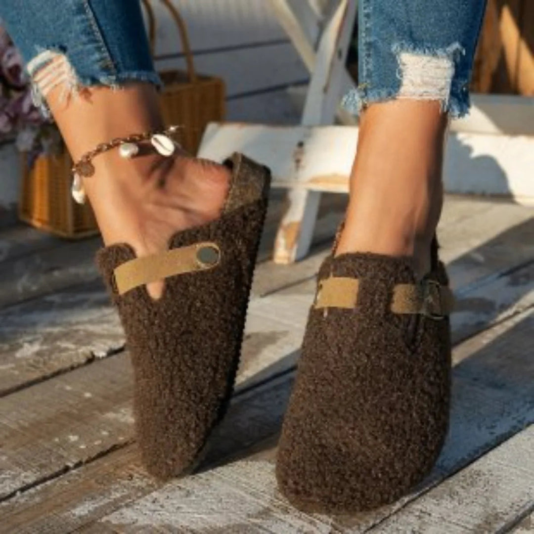 Chaussons pour Femmes avec Détail de Boucle et Confort Douillet 3