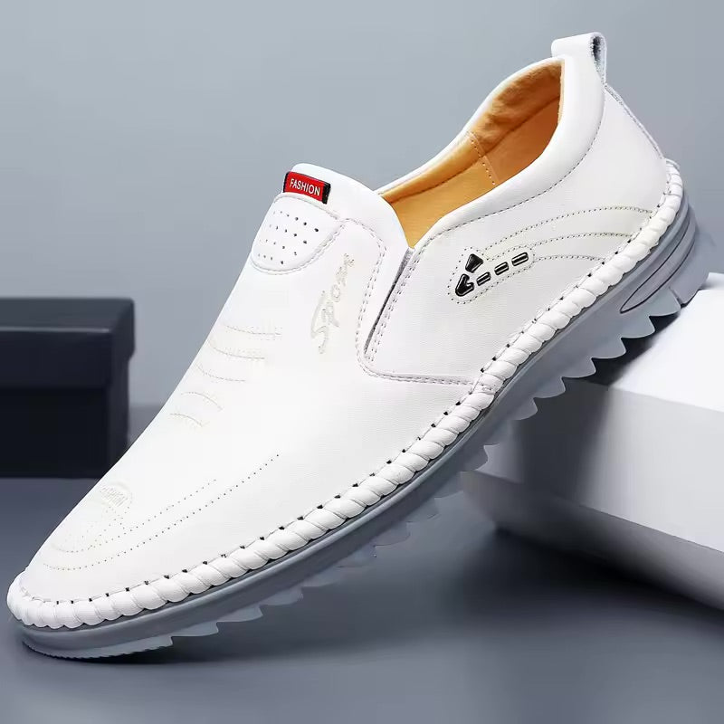 Chaussures pour hommes confortables et fonctionnelles 1