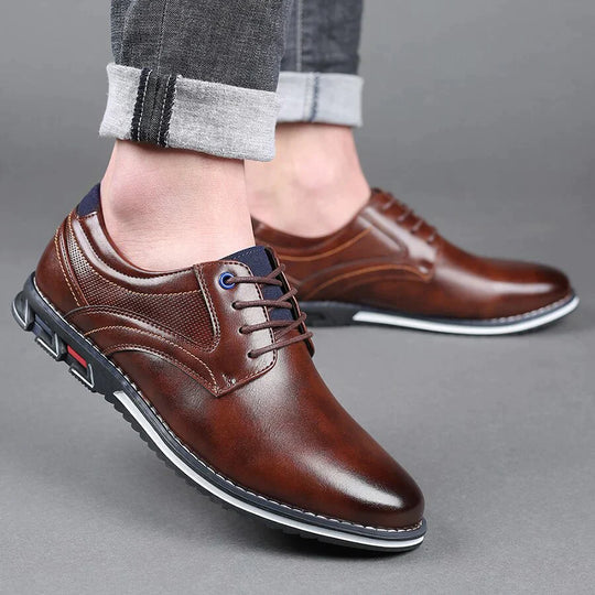 Chaussures pour hommes en cuir avec style 0