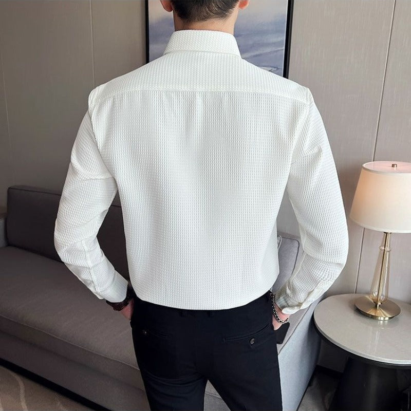 Chemise Homme Structurée à Boutons pour un Style Décontracté et Professionnel 3