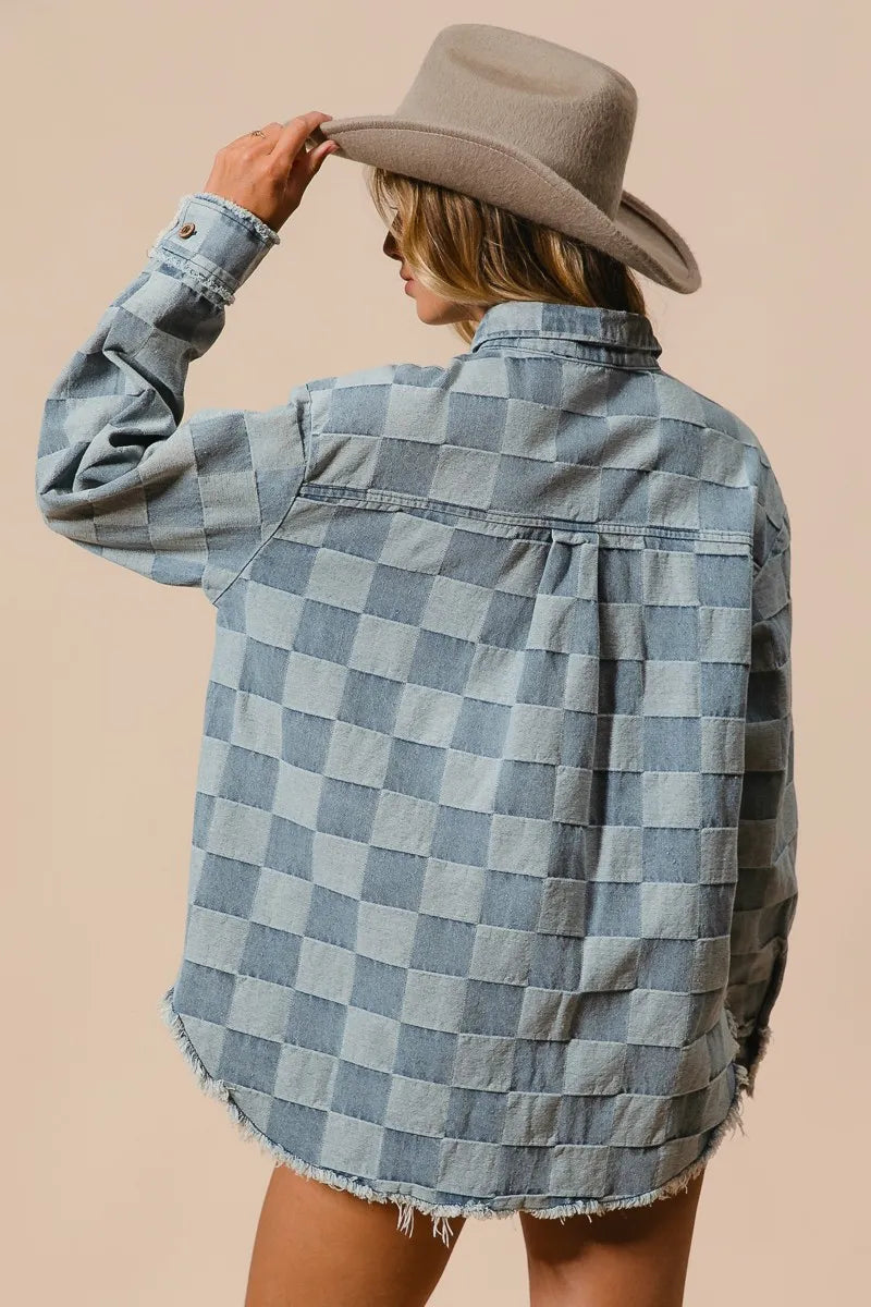 Chemise en Denim à Carreaux pour Femme avec Détails Effilochés 2