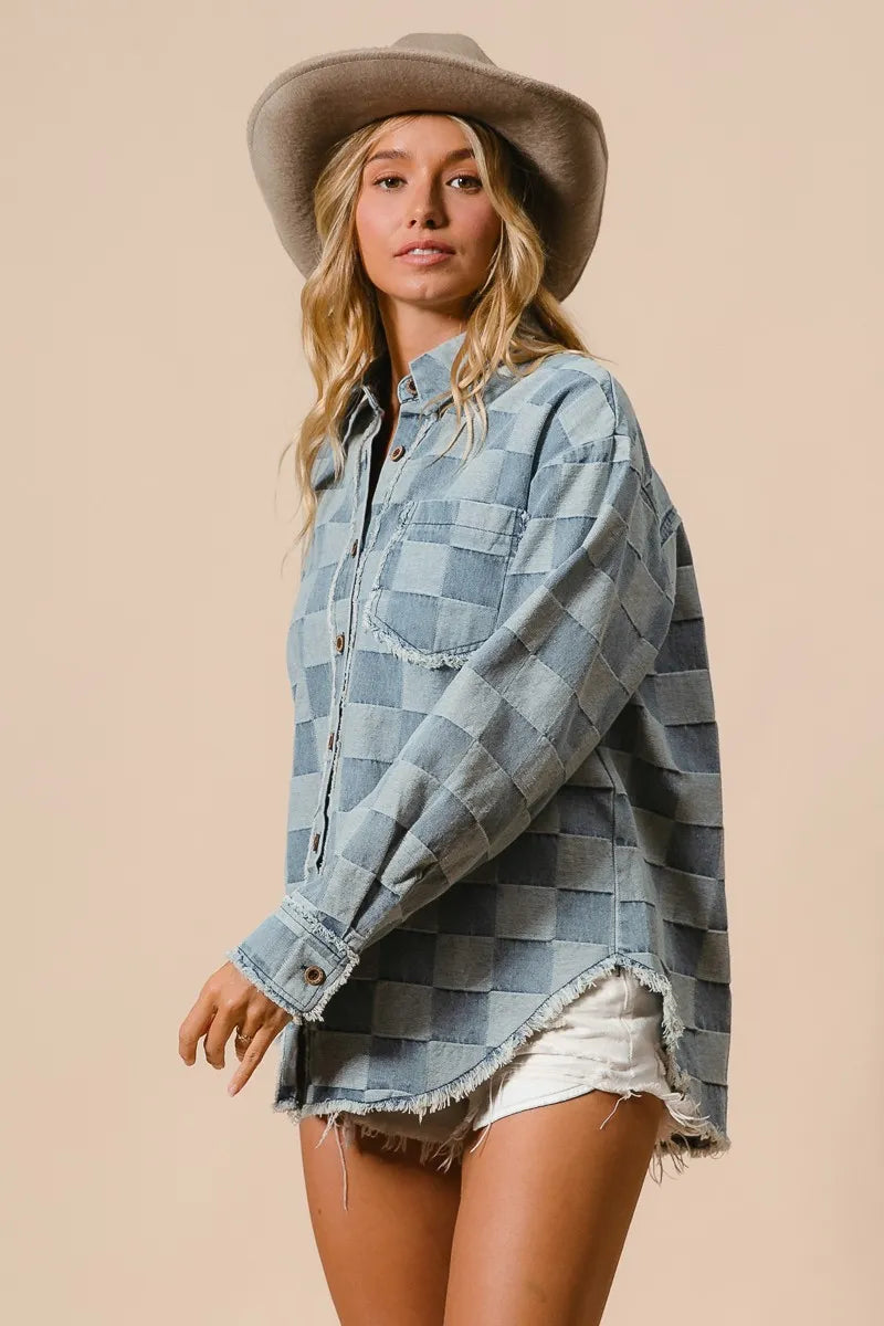 Chemise en Denim à Carreaux pour Femme avec Détails Effilochés 3