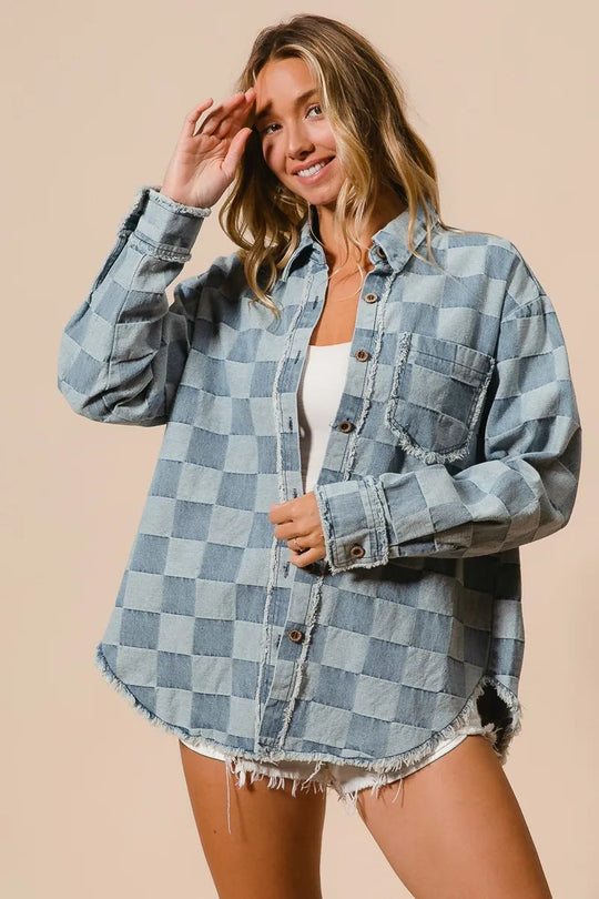 Chemise en Denim à Carreaux pour Femme avec Détails Effilochés 4