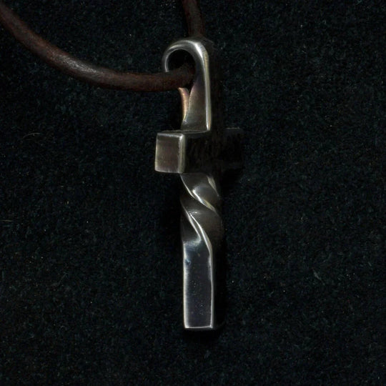 Collier Croix Fait Main Élégant 3