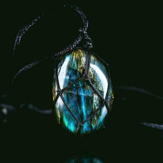 Collier Femme Pendentif Cœur de Dragon Mystique 6