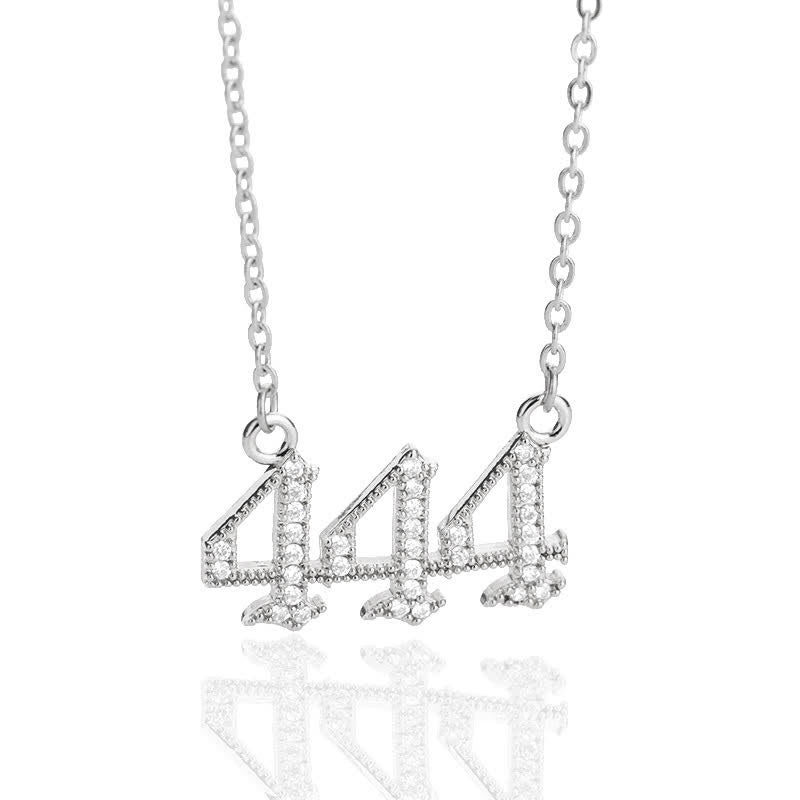 Collier Pendentif Chiffre Ange 17