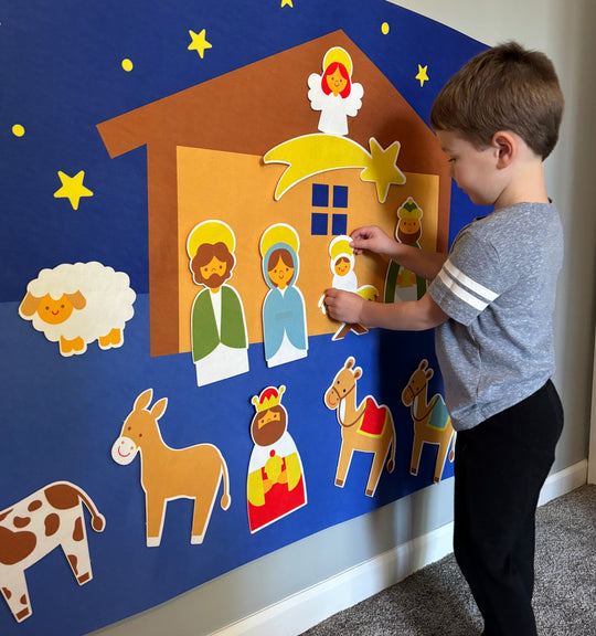 Crèche de Noël Interactive Feutrée pour Enfants 2