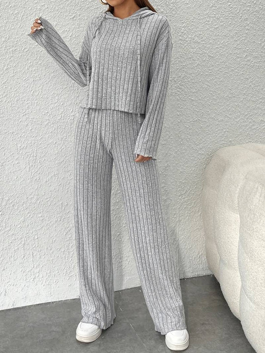 Ensemble Femme Confortable avec Sweat à Capuche Moderne 1