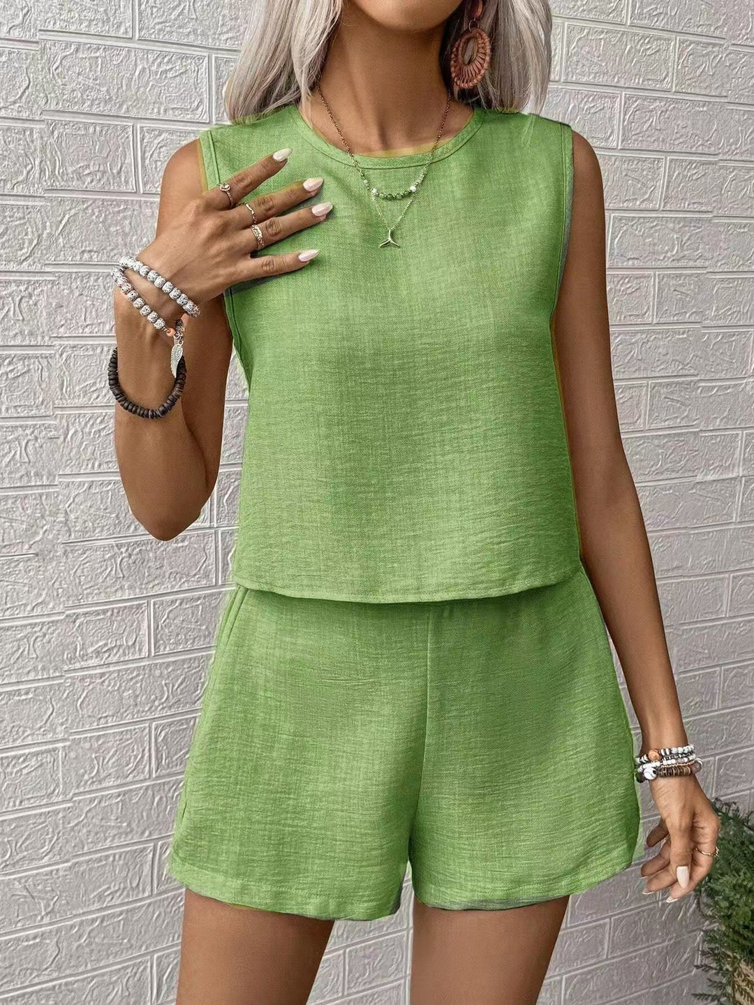 Ensemble Femme Deux Pièces Top Court et Shorts Taille Haute en Tissu Léger 4