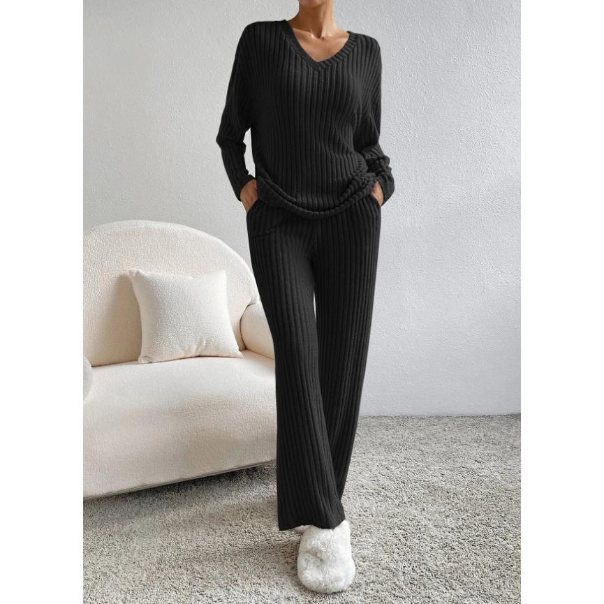 Ensemble Tricoté pour Femmes avec Design Minimaliste 3