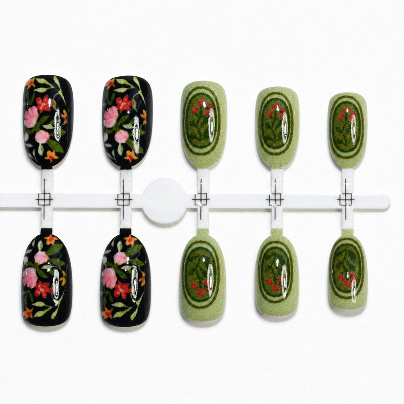 Ensemble d'Ongles Artificiels à Motifs Floraux pour Femmes 1