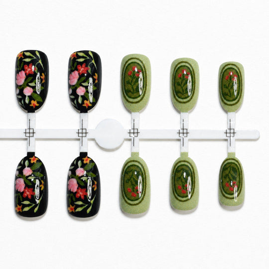 Ensemble d'Ongles Artificiels à Motifs Floraux pour Femmes 1