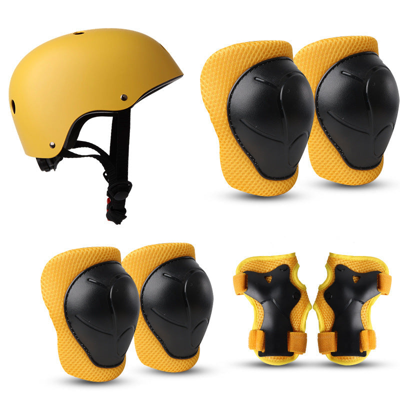 Ensemble de protection enfant avec casque et accessoires colorés 20