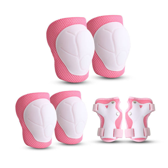 Ensemble de protection enfant avec casque et accessoires colorés 7