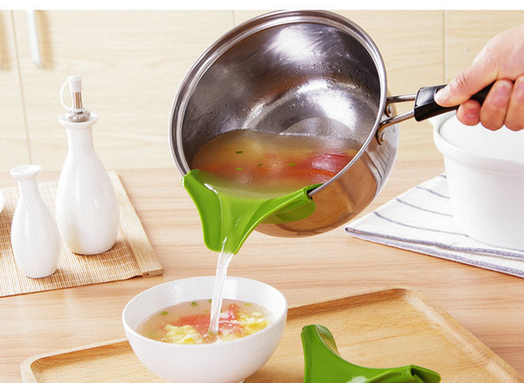 Entonnoir de Cuisine Pratique pour Casseroles et Poêles 1