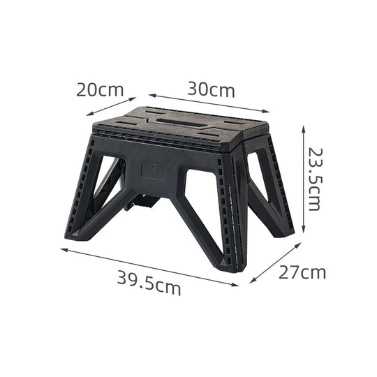 Escabeau pliable compact pour homme et femme pratique et stable 0