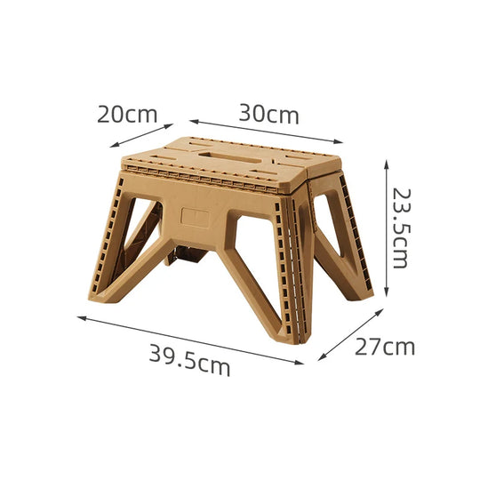 Escabeau pliable compact pour homme et femme pratique et stable 9