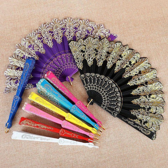 Éventail pour femme au design artistique et décorations raffinées 2
