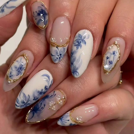 Faux Ongles Articulés à Motifs Floraux pour Femme 1