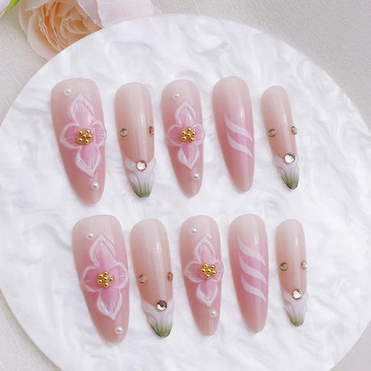 Faux Ongles Floraux Artistiques pour Femmes 1