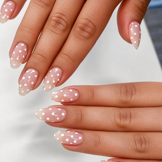 Faux Ongles à Pois pour Femme Style Moderne 1