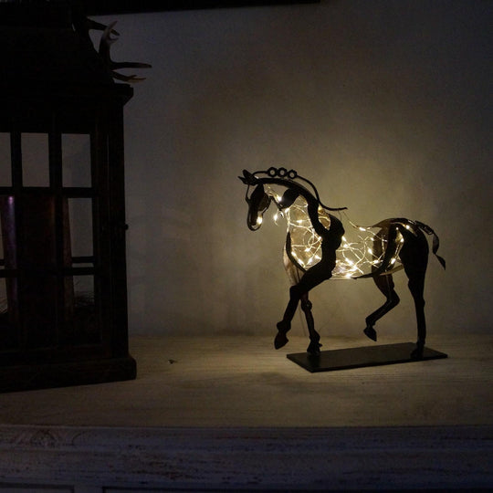 Figurine de Cheval Artisanale en Métal 3
