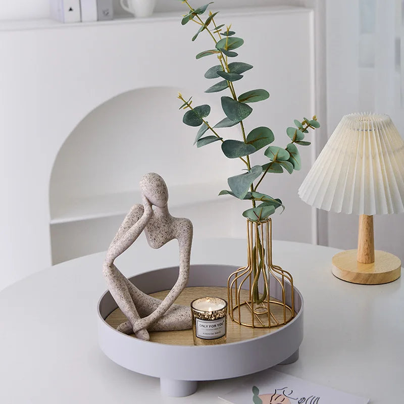 Figurine de Femme en Résine Décorative 2