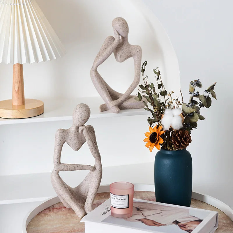Figurine de Femme en Résine Décorative 4